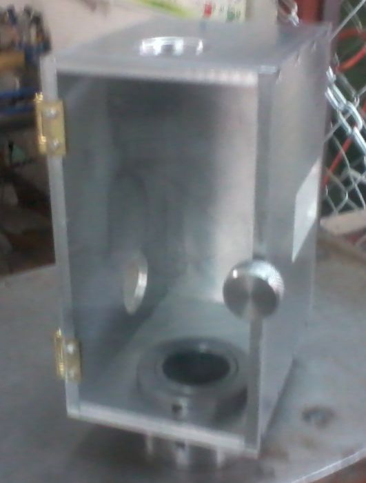 Dispositivo de aluminio